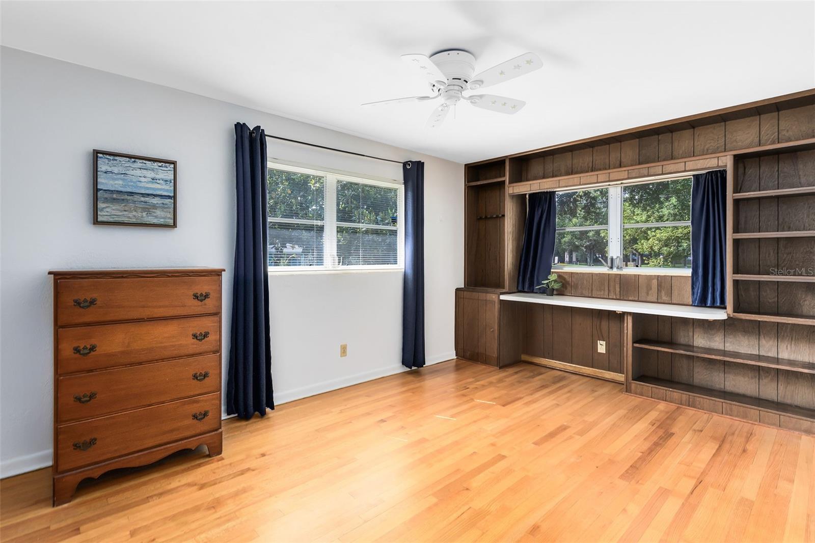 915 MALONE DR, ORLANDO, FL, 32810