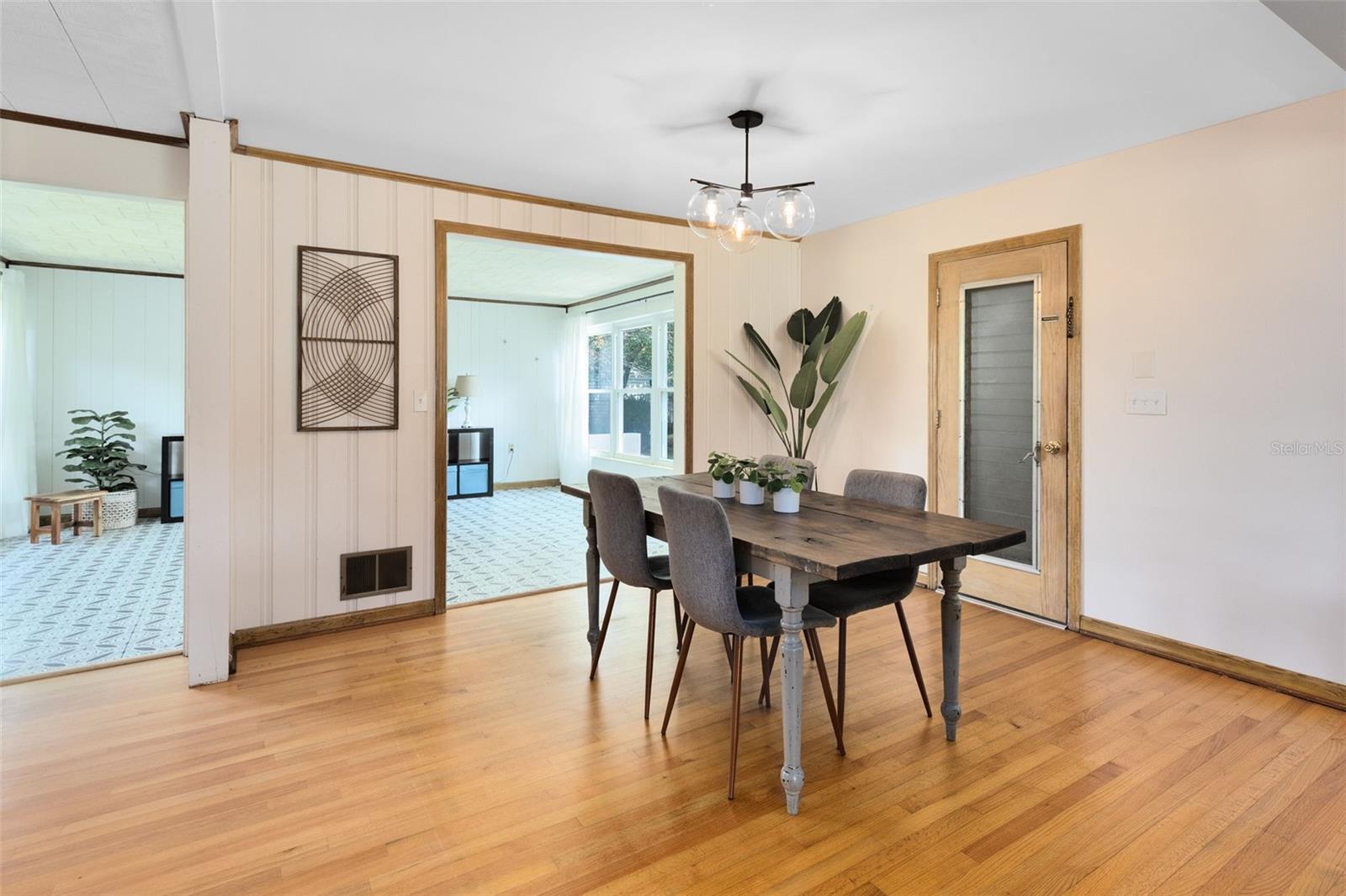 915 MALONE DR, ORLANDO, FL, 32810