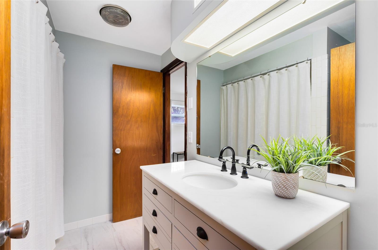 915 MALONE DR, ORLANDO, FL, 32810