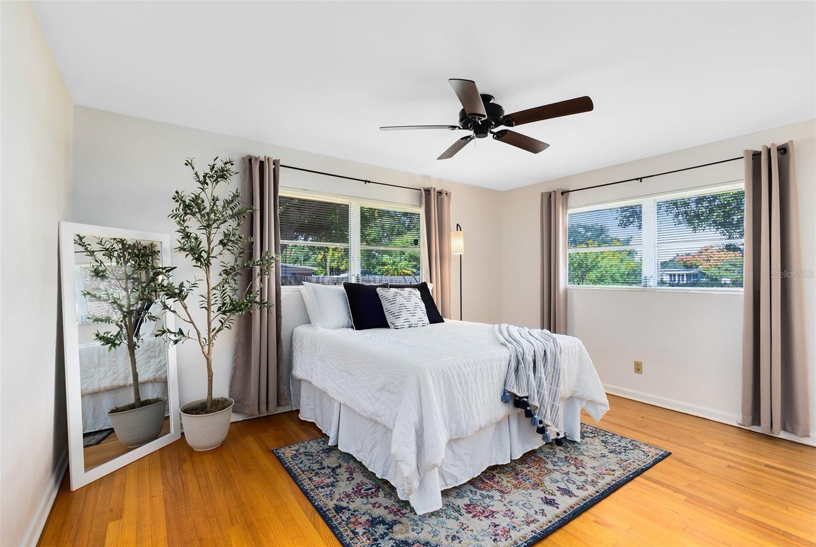 915 MALONE DR, ORLANDO, FL, 32810