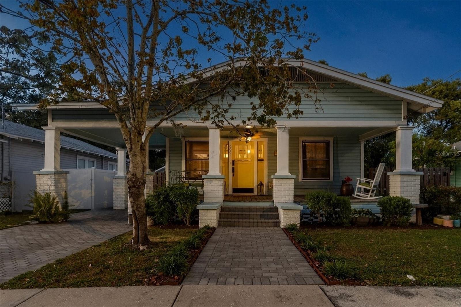 906 E HAMILTON AVE, TAMPA, FL, 33604