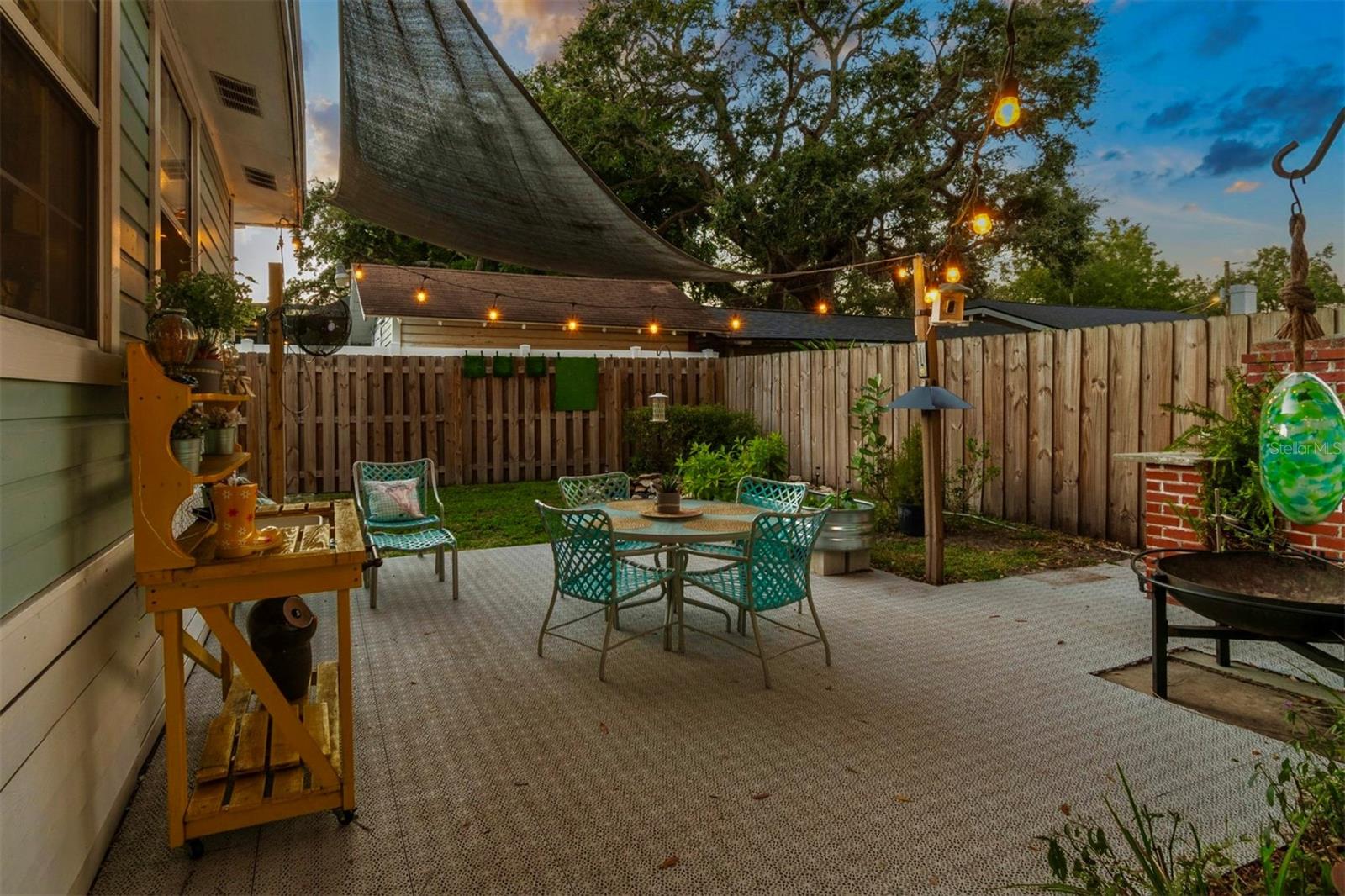 906 E HAMILTON AVE, TAMPA, FL, 33604