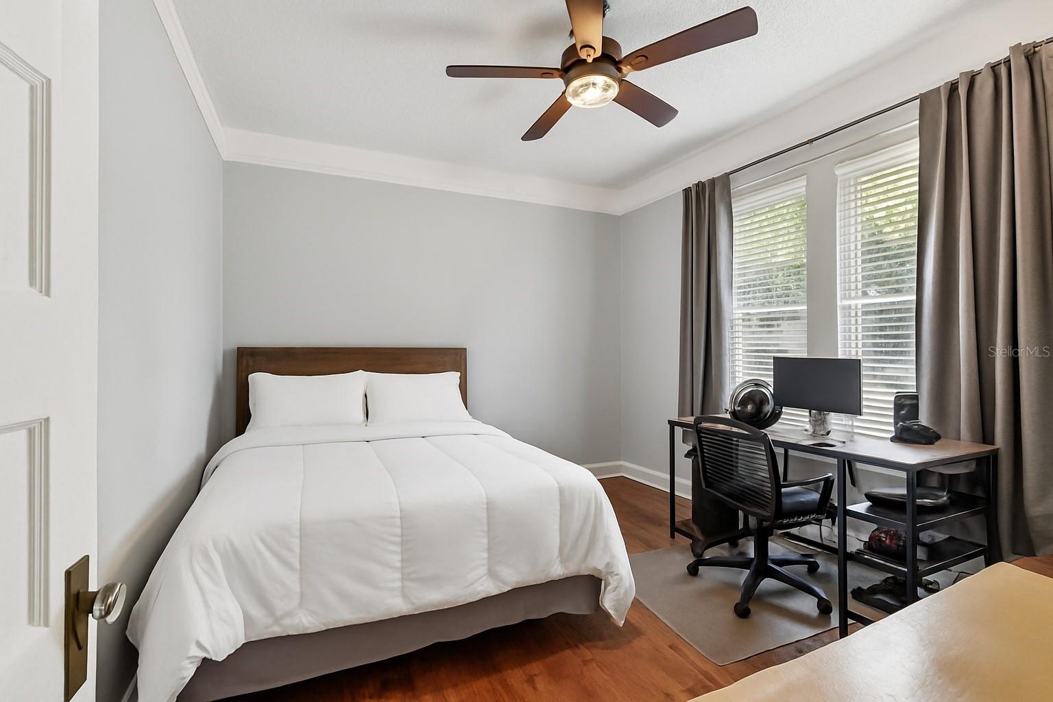 906 E HAMILTON AVE, TAMPA, FL, 33604