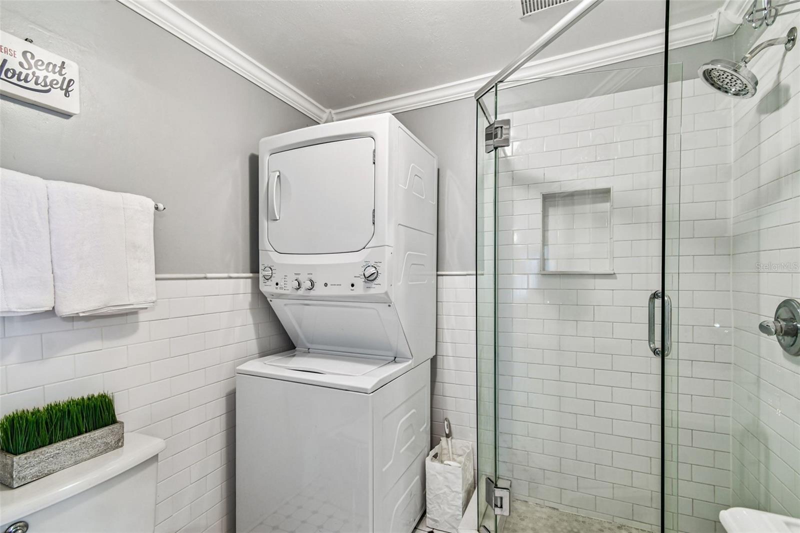 906 E HAMILTON AVE, TAMPA, FL, 33604