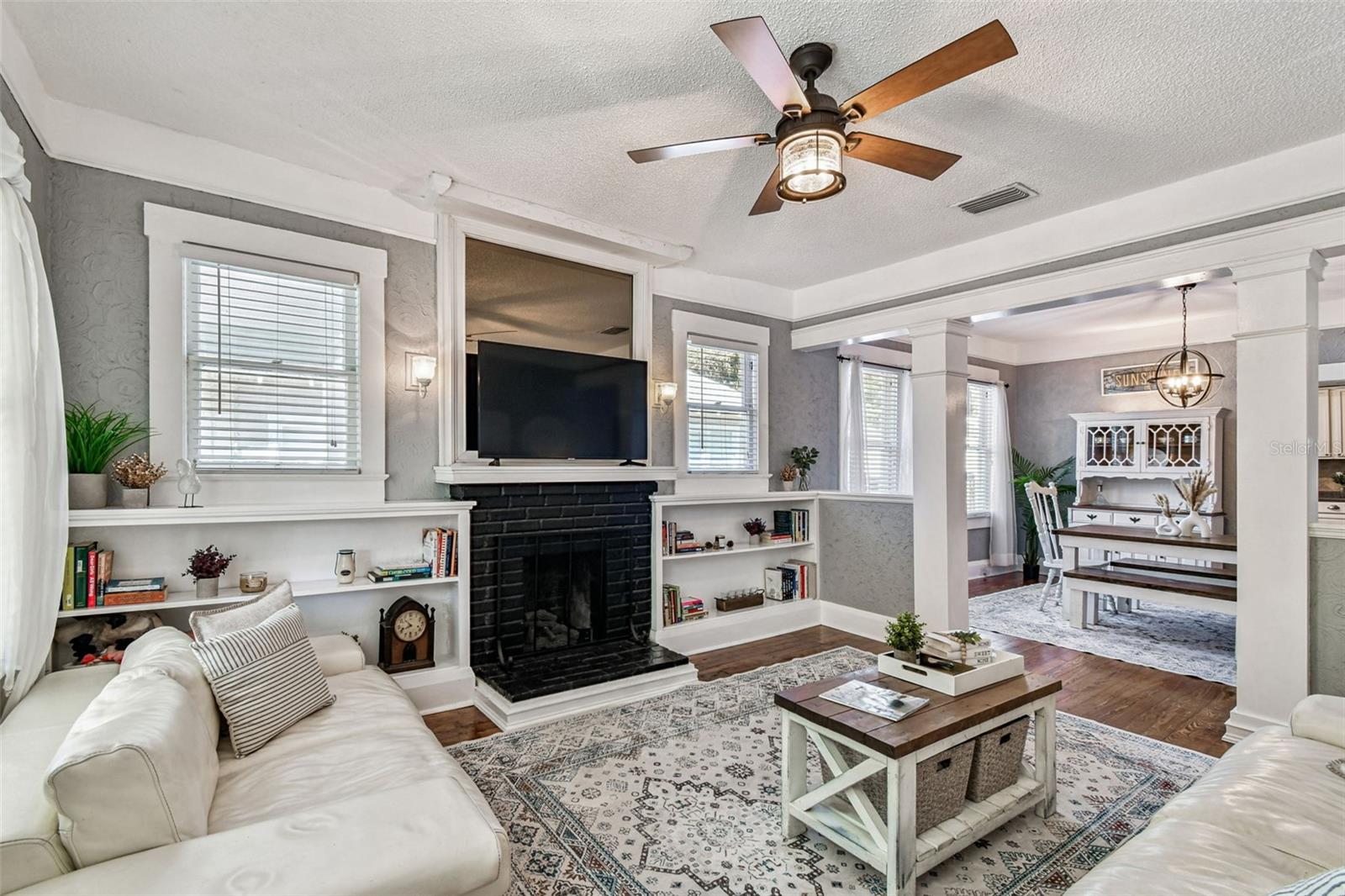 906 E HAMILTON AVE, TAMPA, FL, 33604