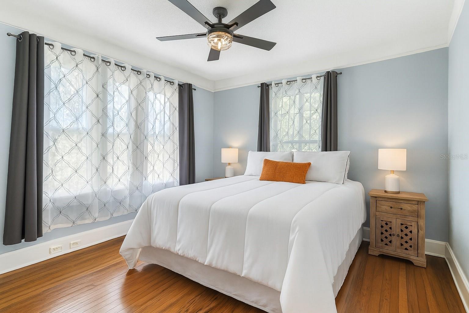 906 E HAMILTON AVE, TAMPA, FL, 33604