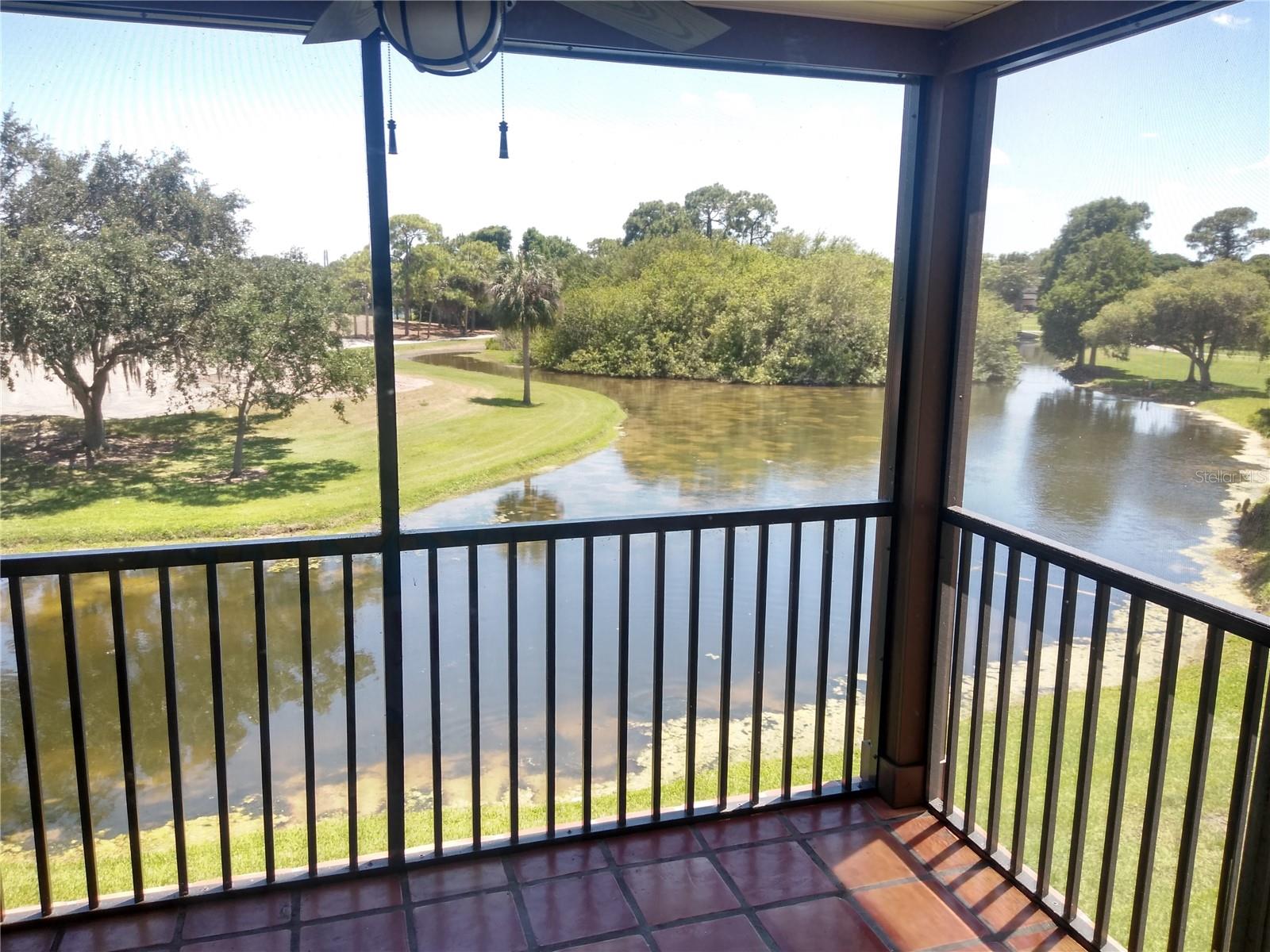 2400 FEATHER SOUND DR #526, CLEARWATER, FL, 33762