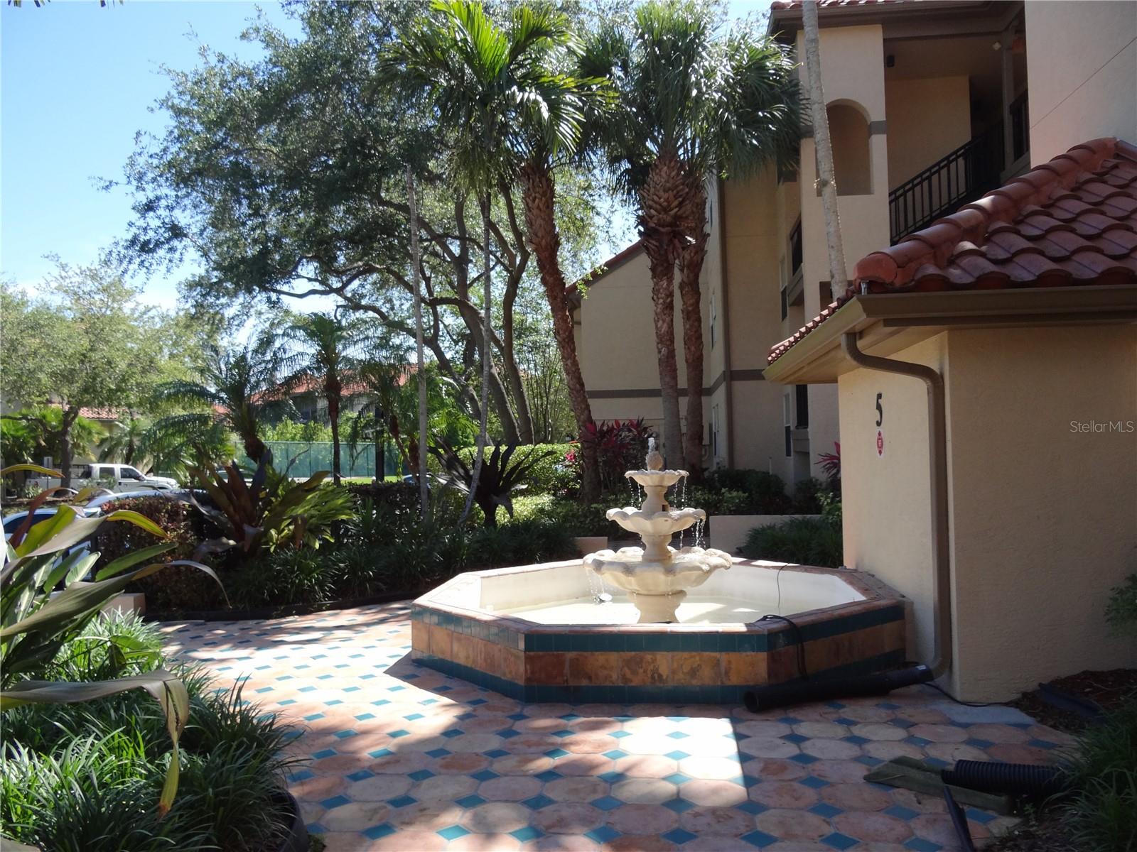 2400 FEATHER SOUND DR #526, CLEARWATER, FL, 33762