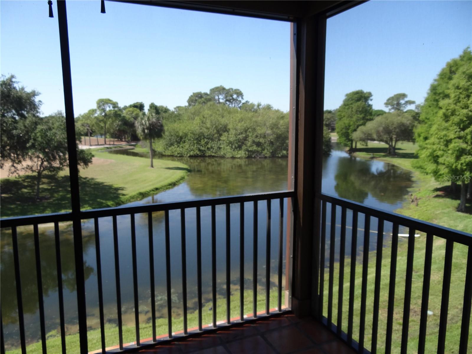 2400 FEATHER SOUND DR #526, CLEARWATER, FL, 33762