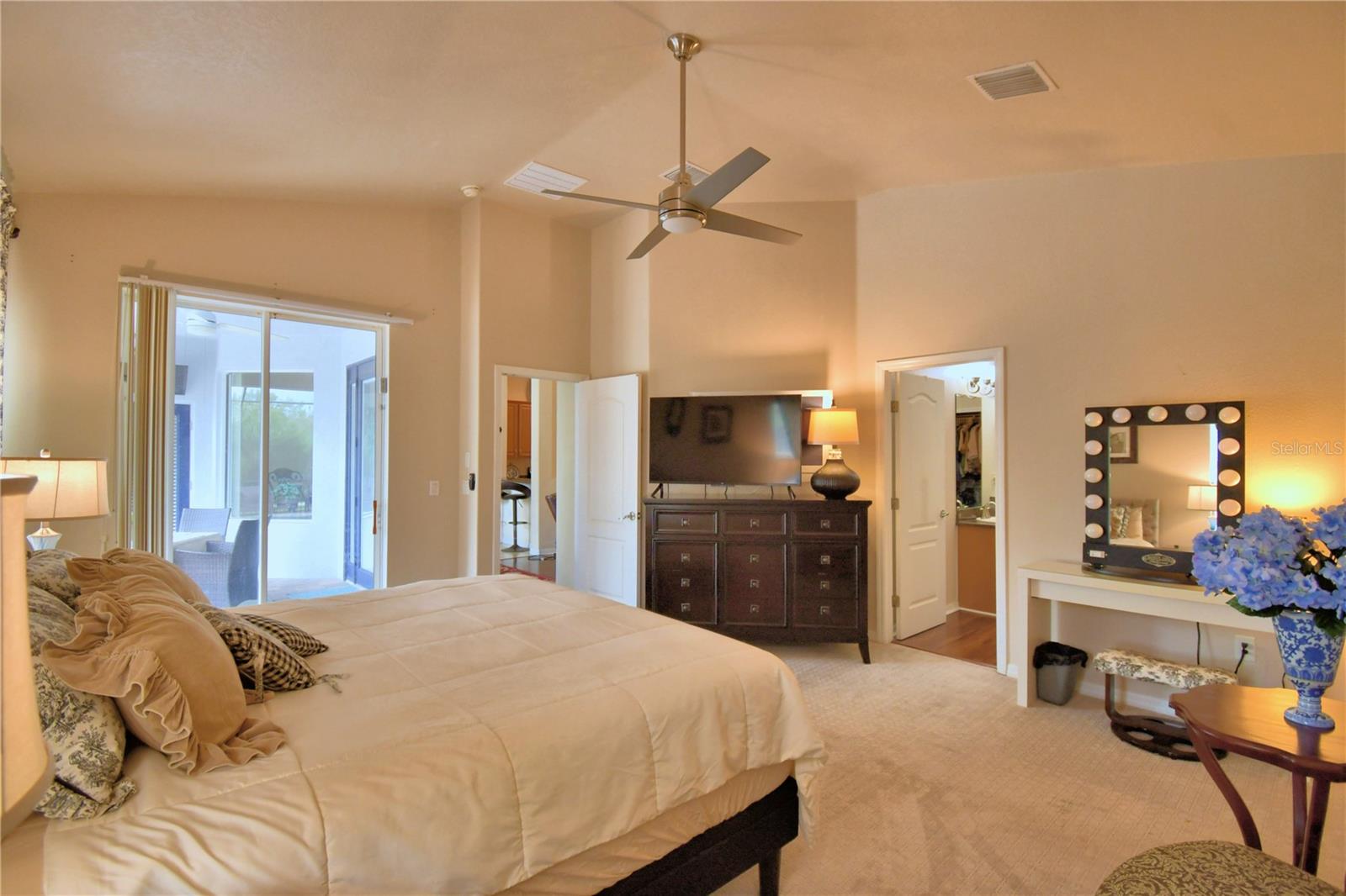 1988 CROSSROADS BLVD, WINTER HAVEN, FL, 33881