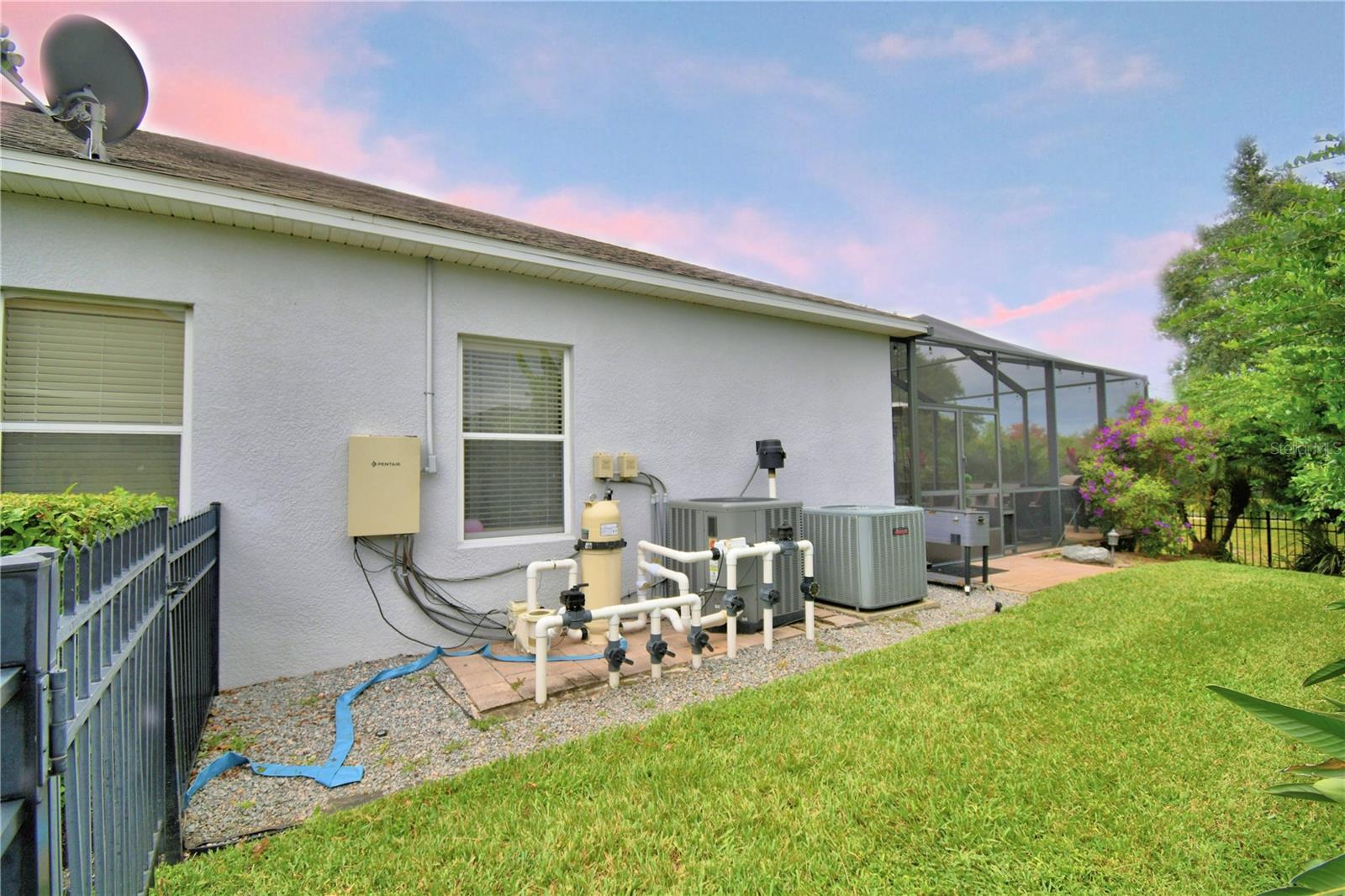 1988 CROSSROADS BLVD, WINTER HAVEN, FL, 33881