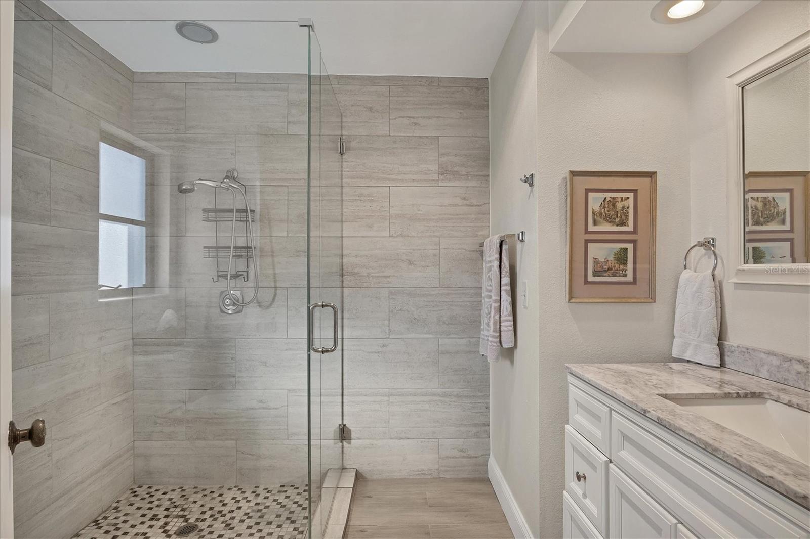 1087 MONTANA AVE, ENGLEWOOD, FL, 34223