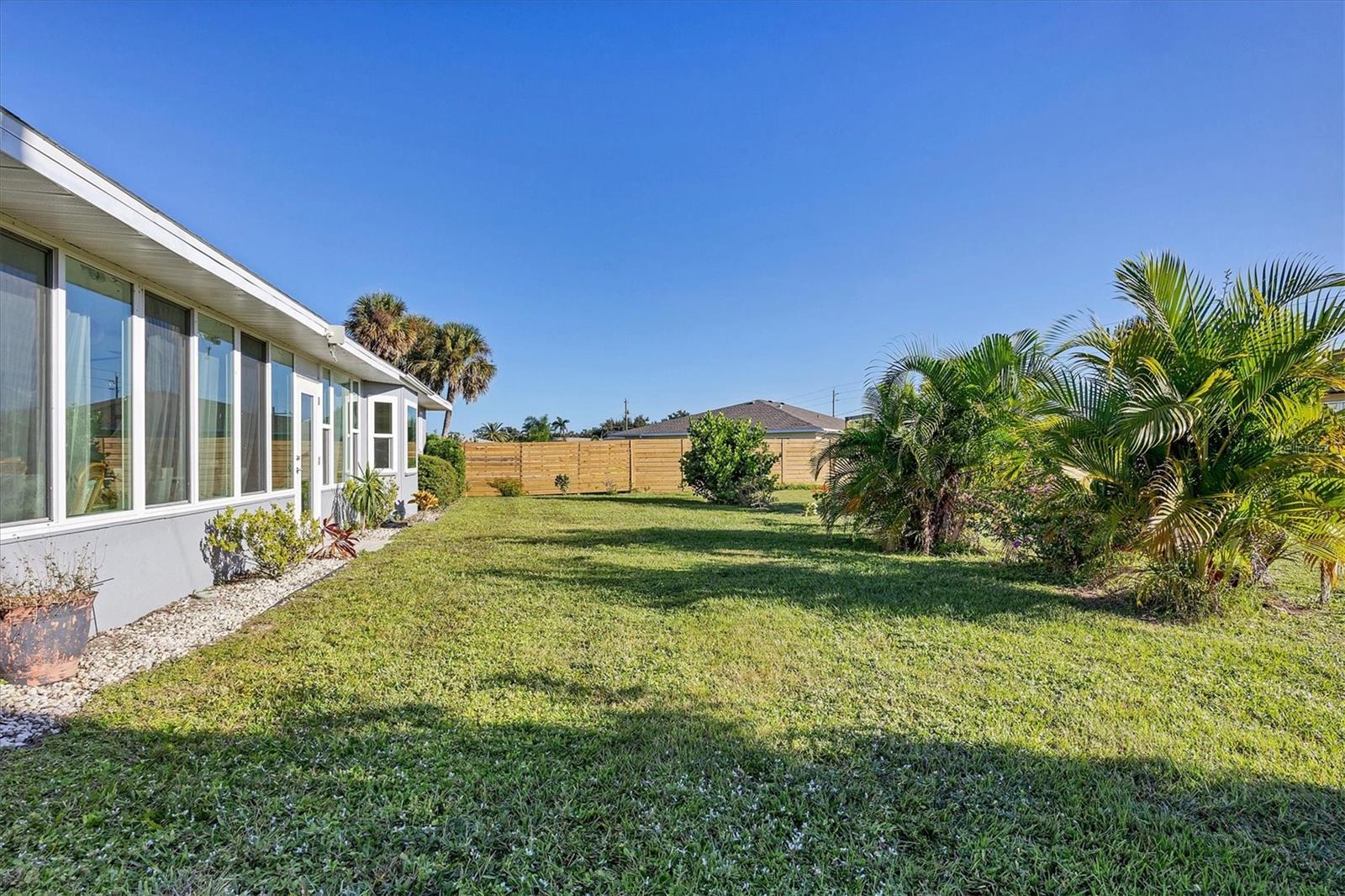 1087 MONTANA AVE, ENGLEWOOD, FL, 34223