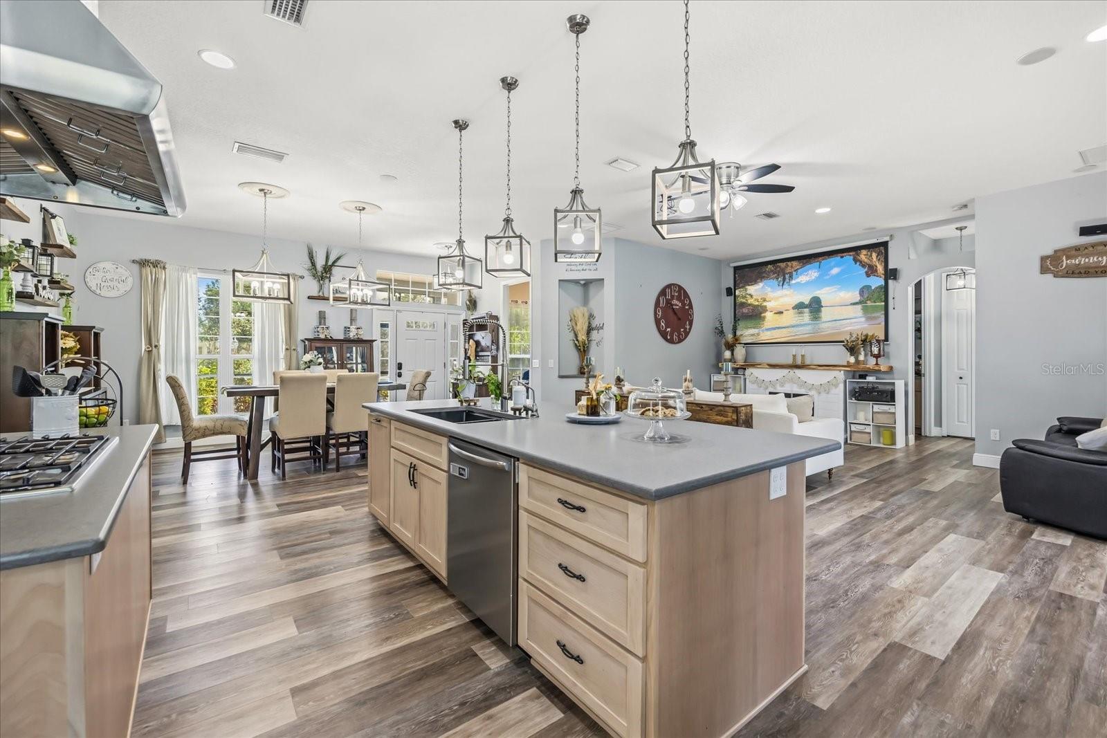 2086 BLACKFOOT TRL, ST CLOUD, FL, 34771