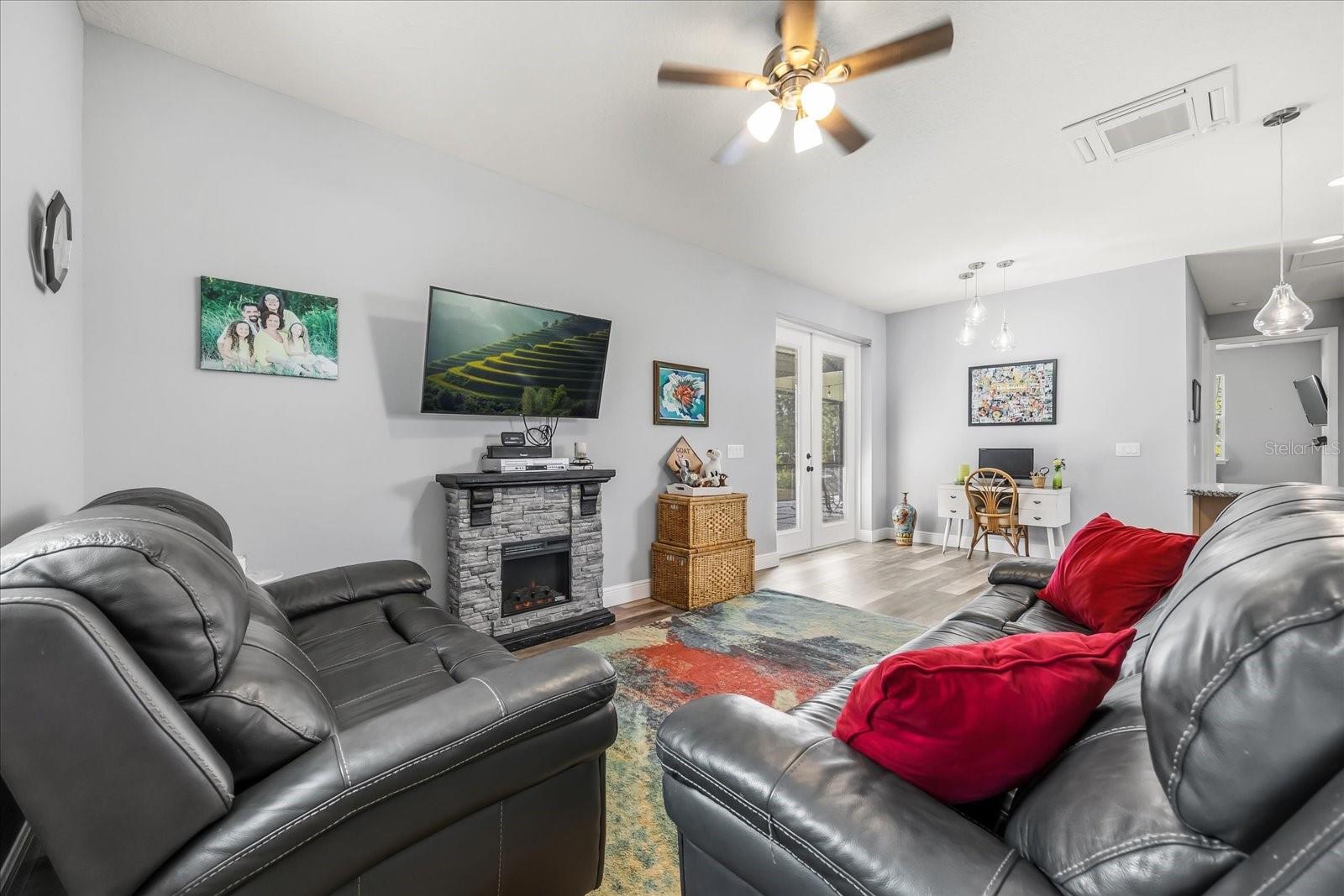 2086 BLACKFOOT TRL, ST CLOUD, FL, 34771