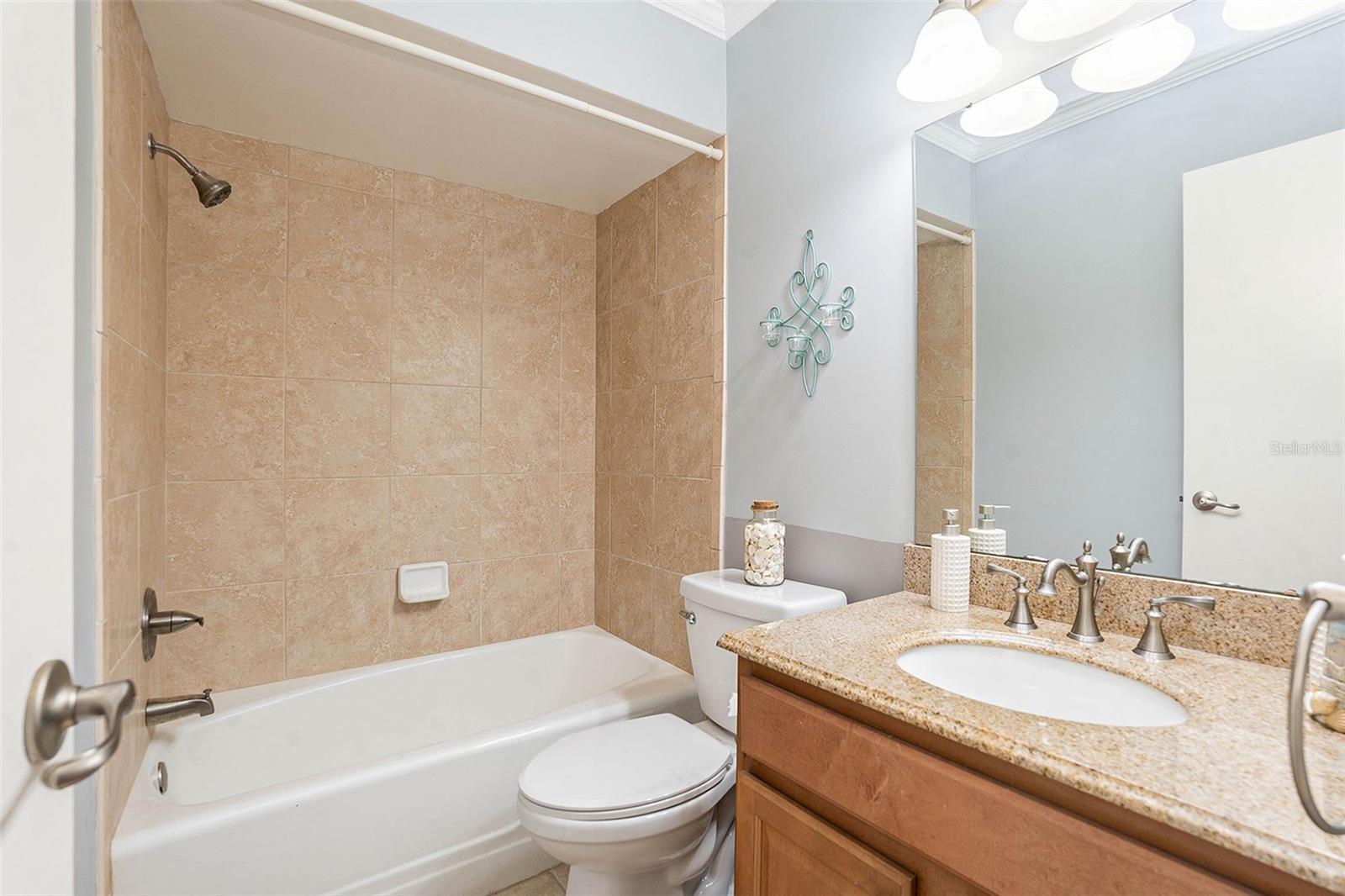 10910 CARROLLWOOD DR, TAMPA, FL, 33618