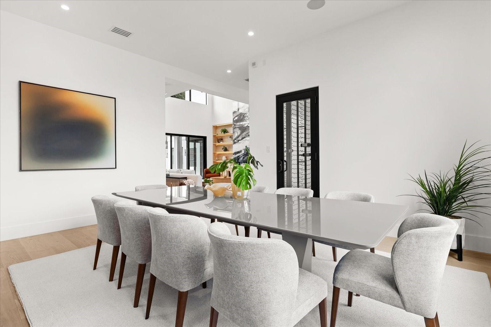 O6353952 Property Photo