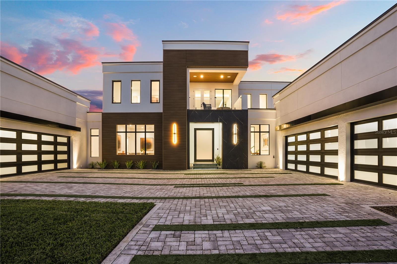 O6353952 Property Photo