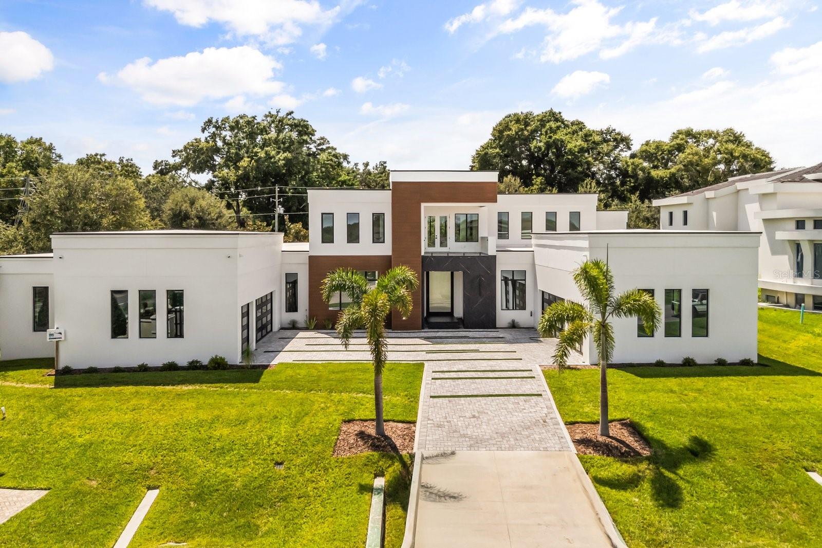 O6353952 Property Photo