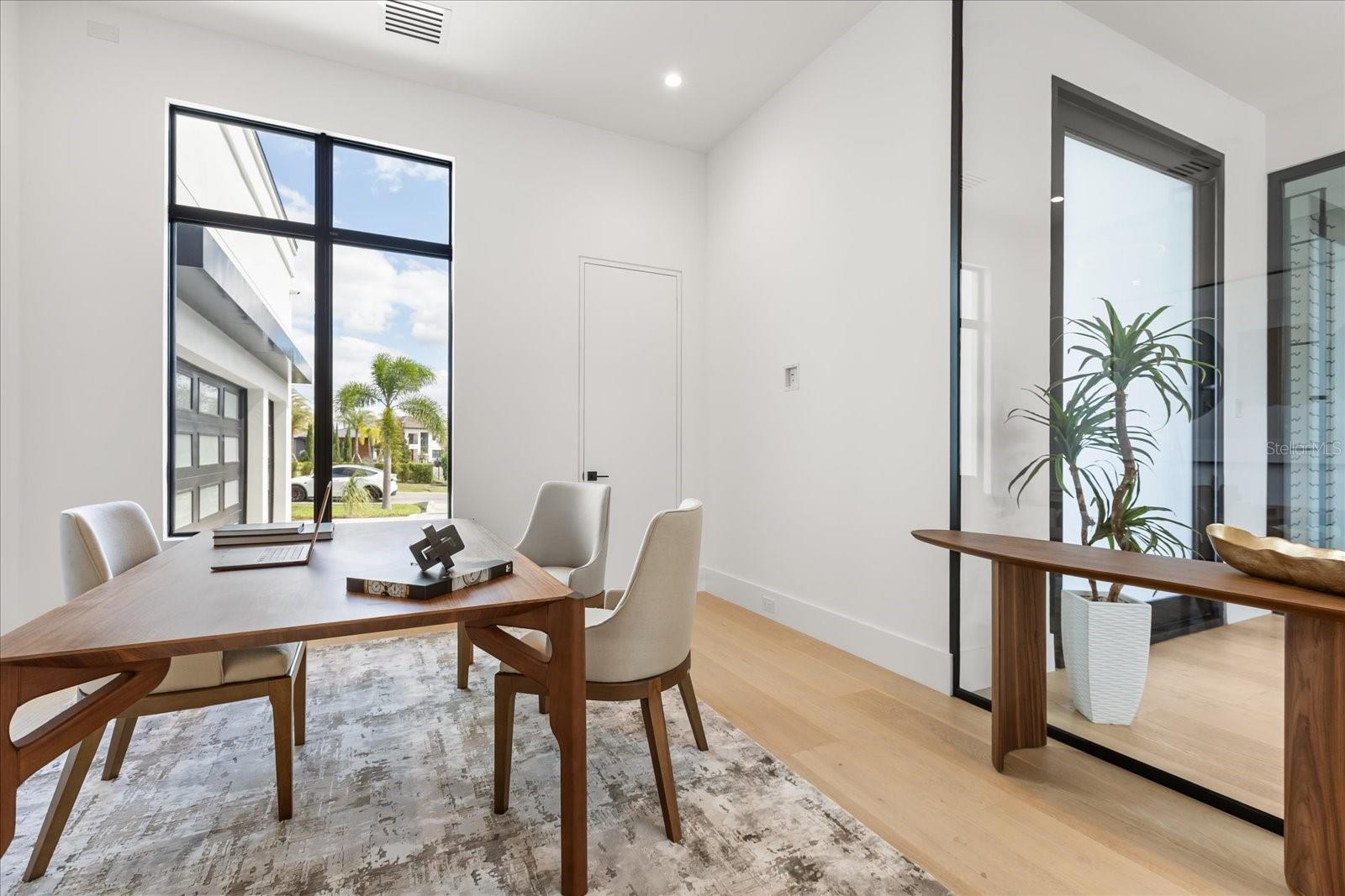 O6353952 Property Photo