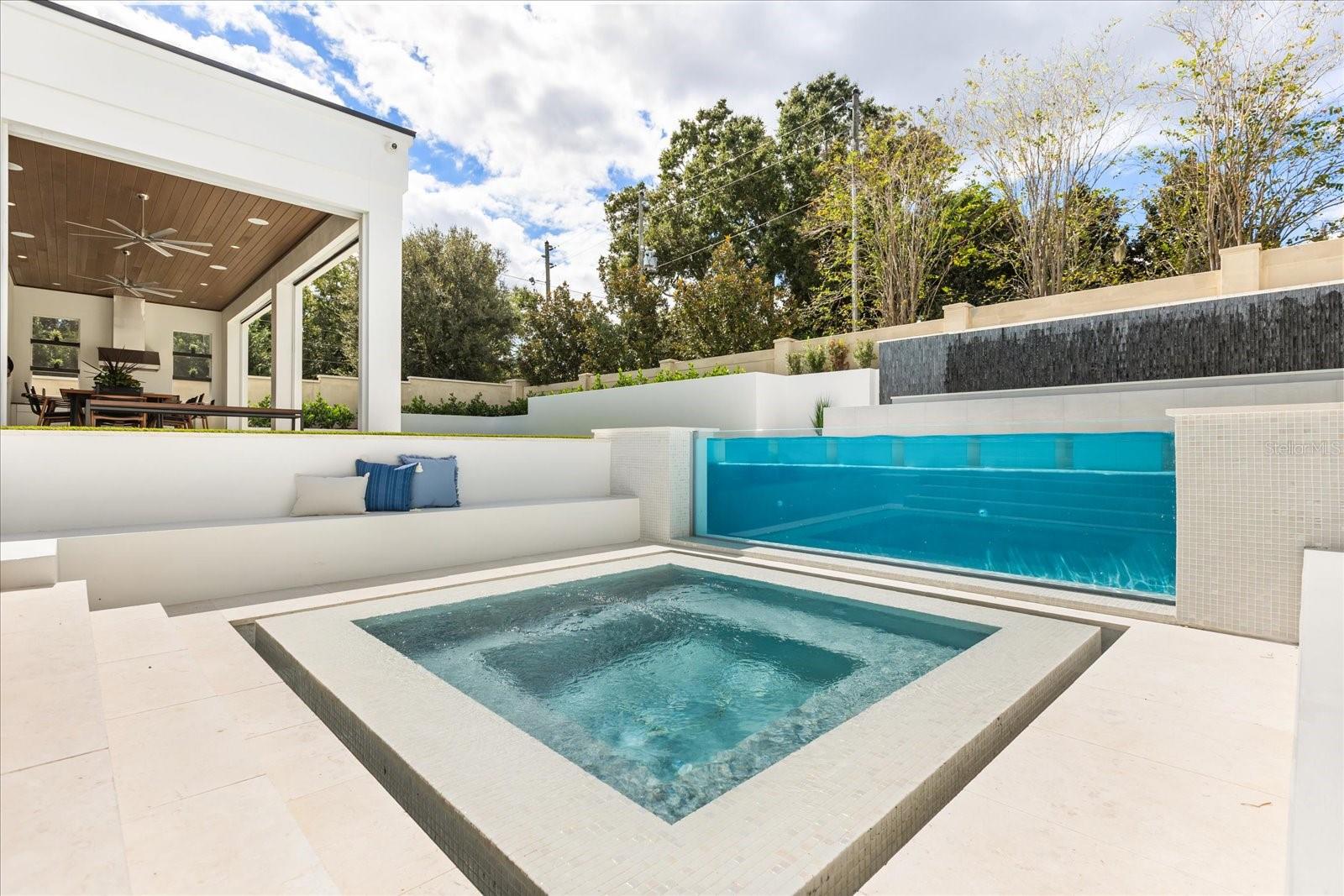 O6353952 Property Photo