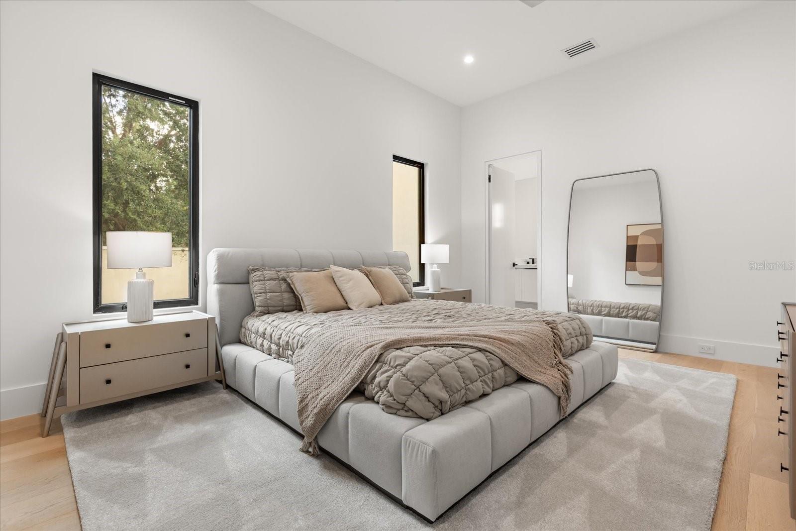 O6353952 Property Photo