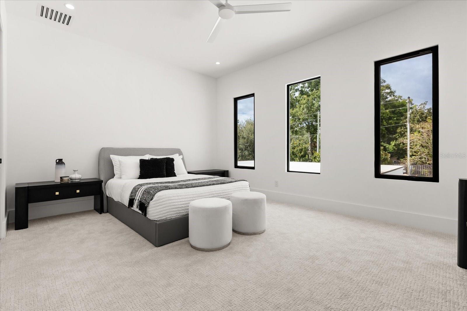 O6353952 Property Photo