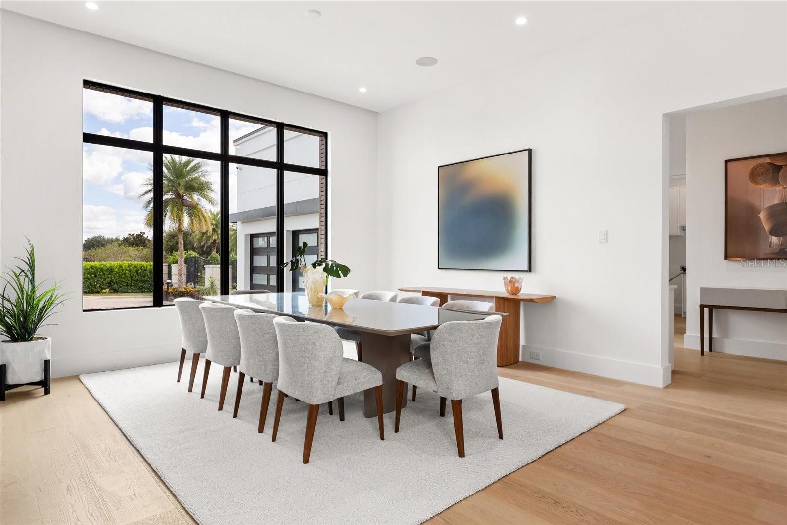 O6353952 Property Photo