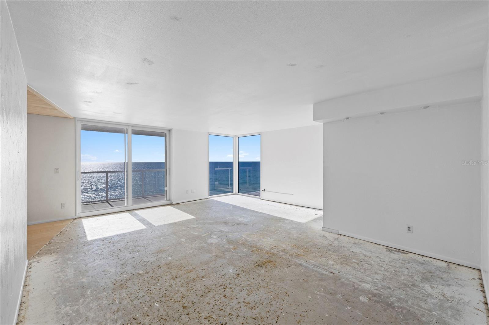 2425 GULF OF MEXICO DR #7D, LONGBOAT KEY, FL, 34228