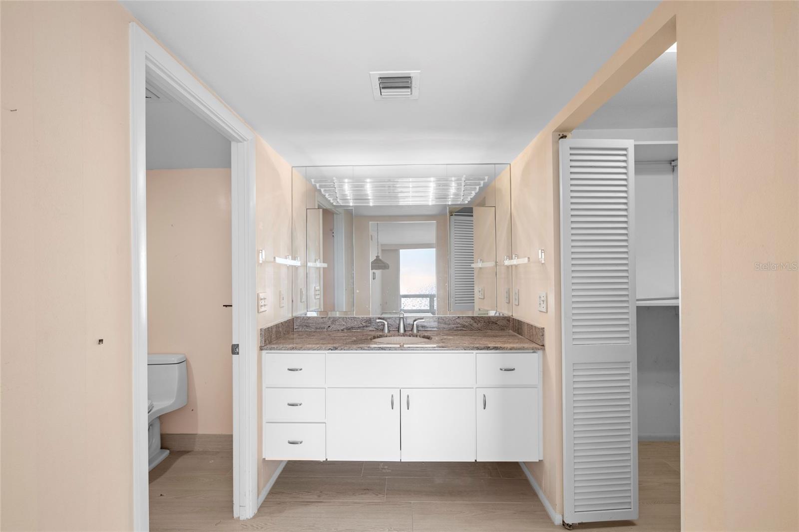 2425 GULF OF MEXICO DR #7D, LONGBOAT KEY, FL, 34228