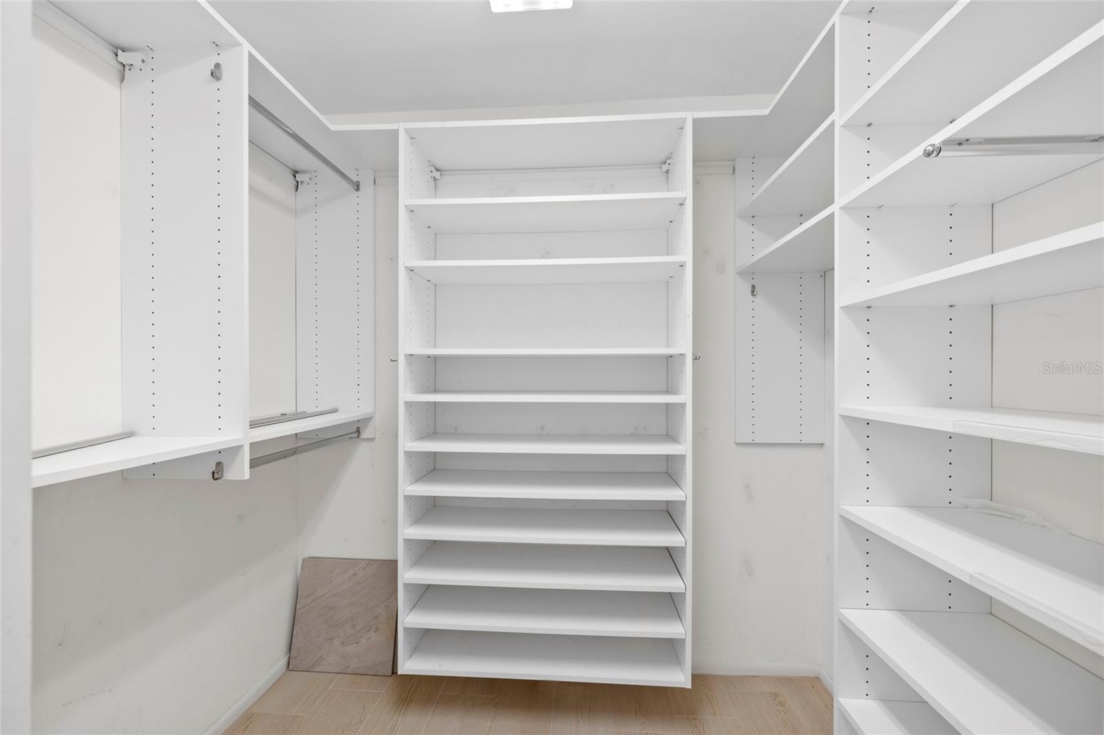 2425 GULF OF MEXICO DR #7D, LONGBOAT KEY, FL, 34228