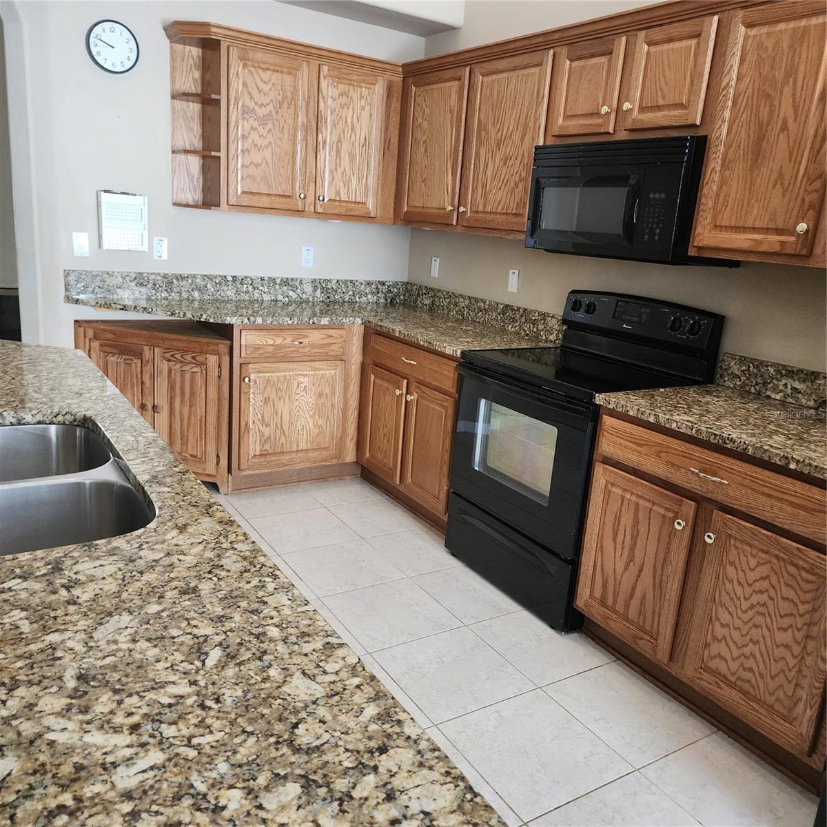 107 RAINTREE CIR, PALM COAST, FL, 32164