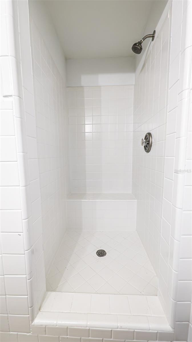 2408 LAKE MARGARET DR, ORLANDO, FL, 32806