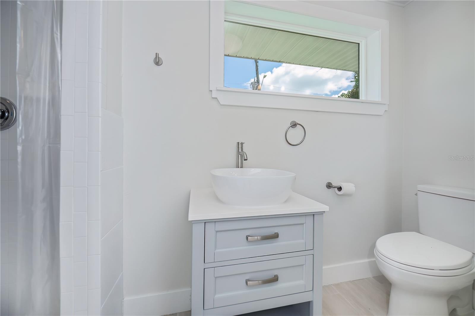 352 OAK ST, ENGLEWOOD, FL, 34223