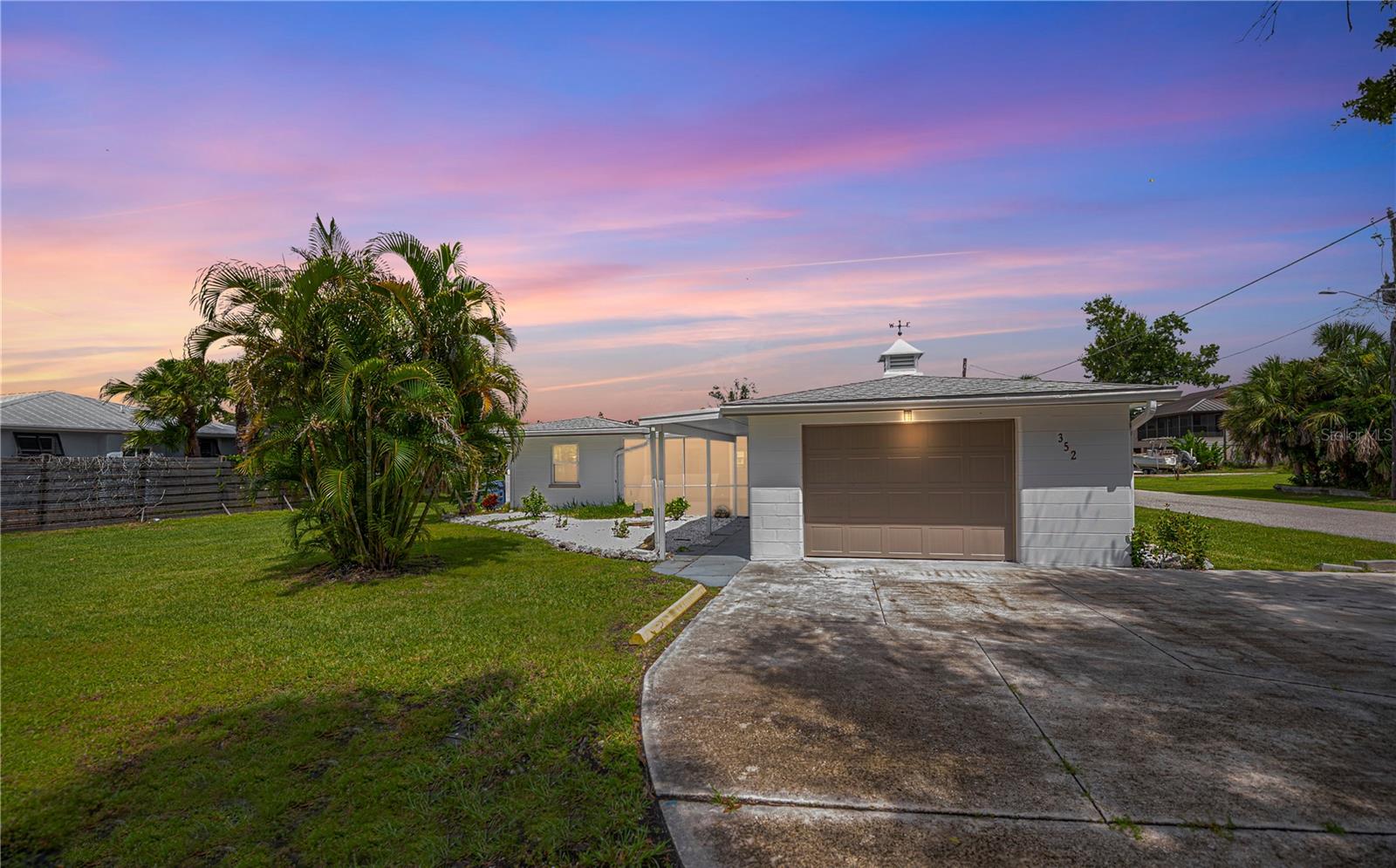 352 OAK ST, ENGLEWOOD, FL, 34223