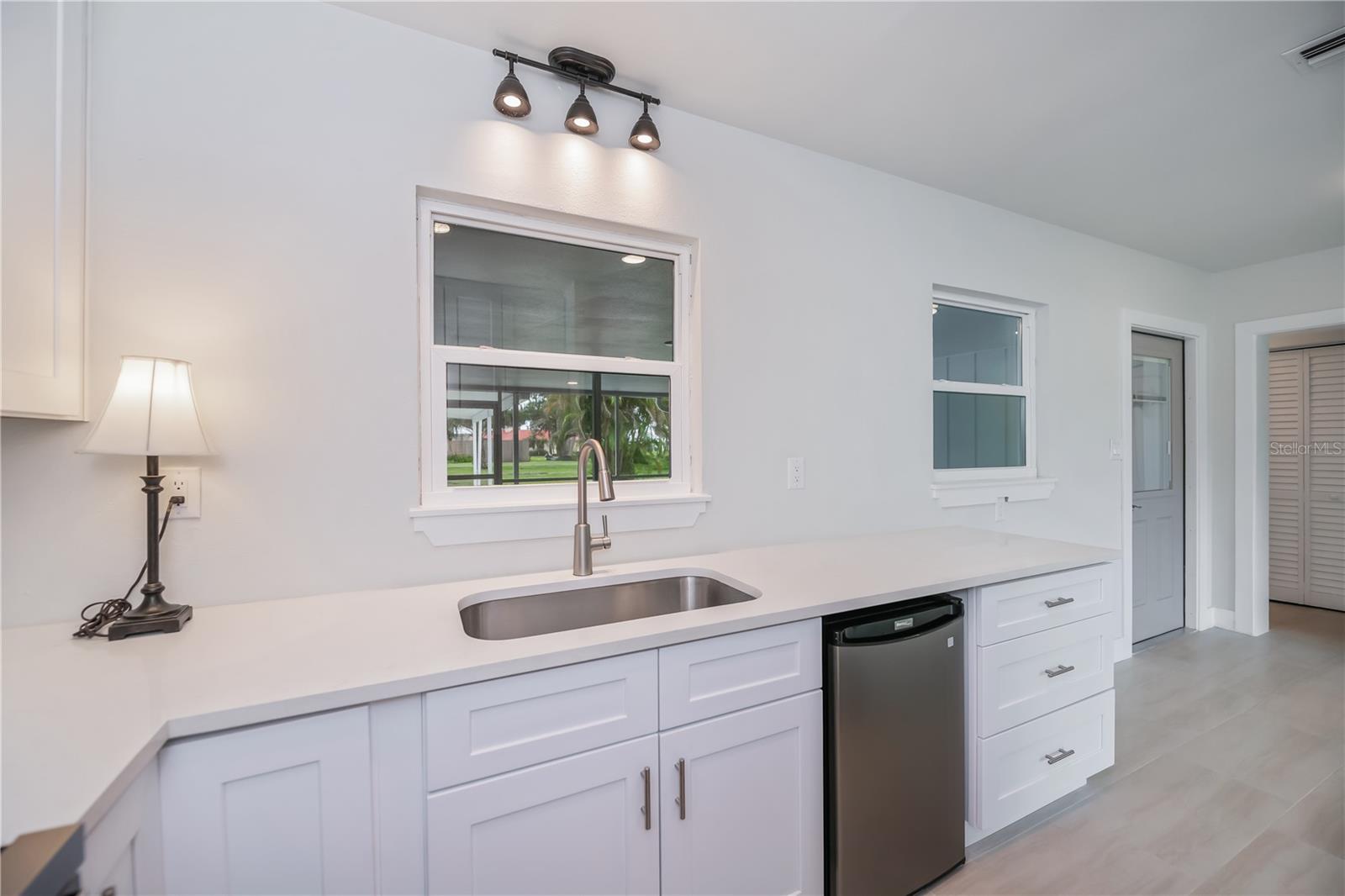 352 OAK ST, ENGLEWOOD, FL, 34223