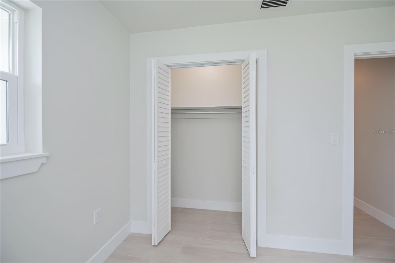 352 OAK ST, ENGLEWOOD, FL, 34223