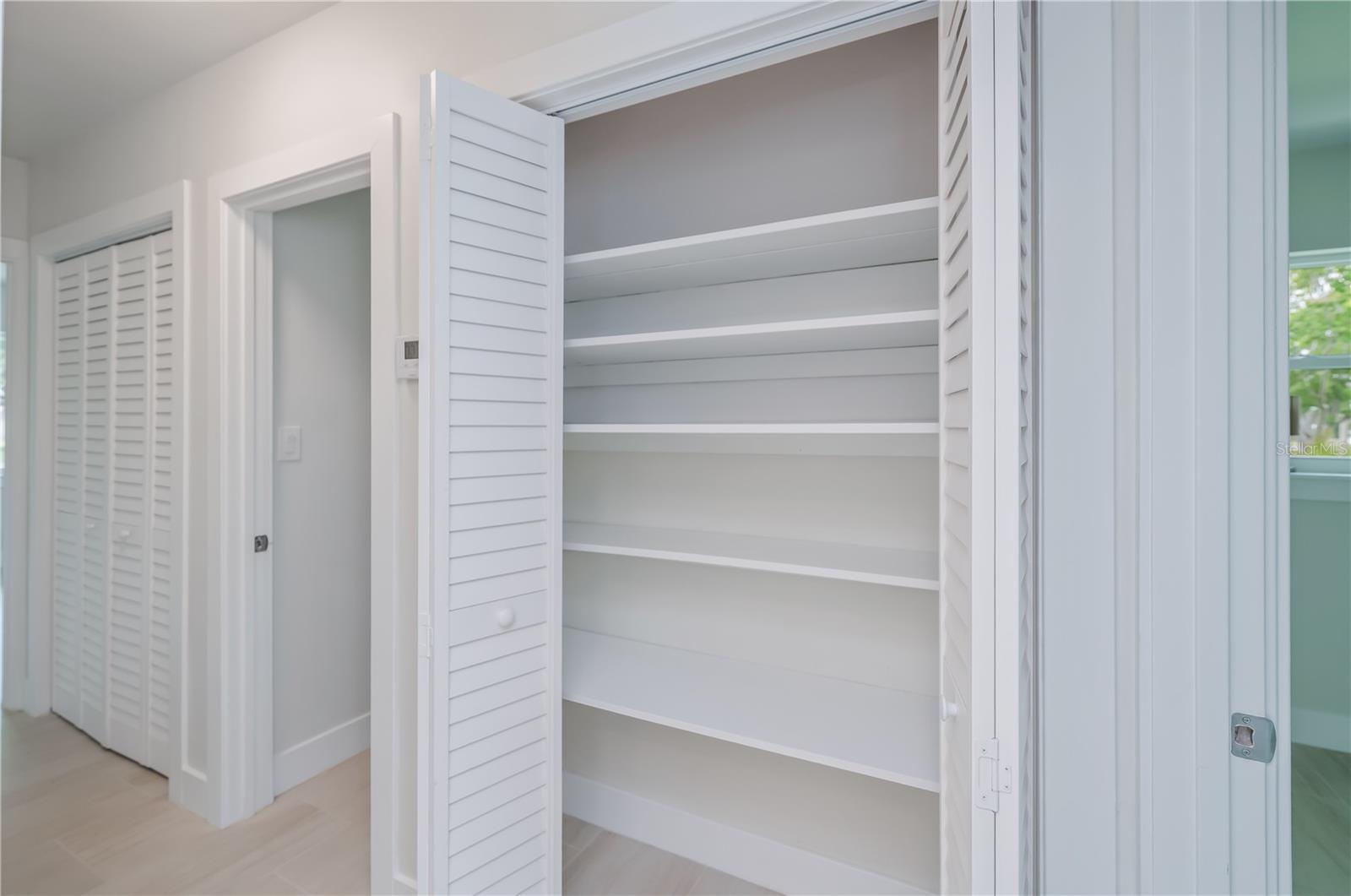 352 OAK ST, ENGLEWOOD, FL, 34223