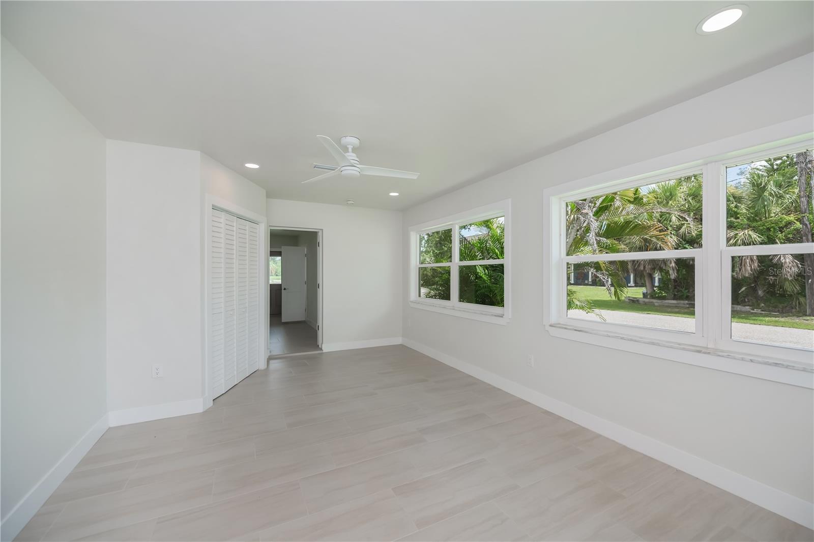 352 OAK ST, ENGLEWOOD, FL, 34223