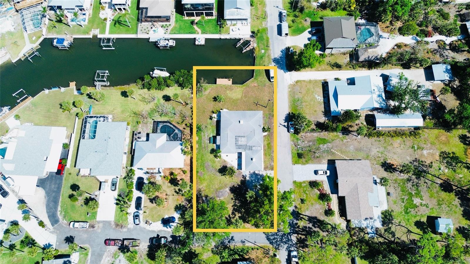 352 OAK ST, ENGLEWOOD, FL, 34223