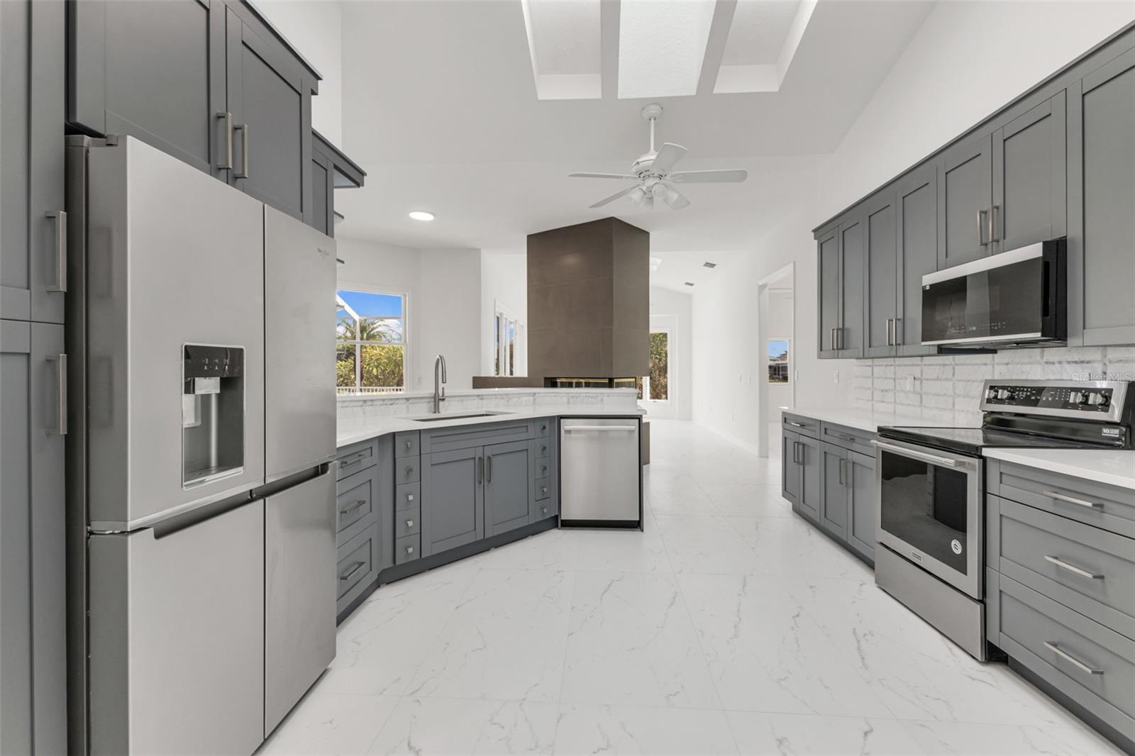 3508 BLUE JAY DR, PUNTA GORDA, FL, 33950