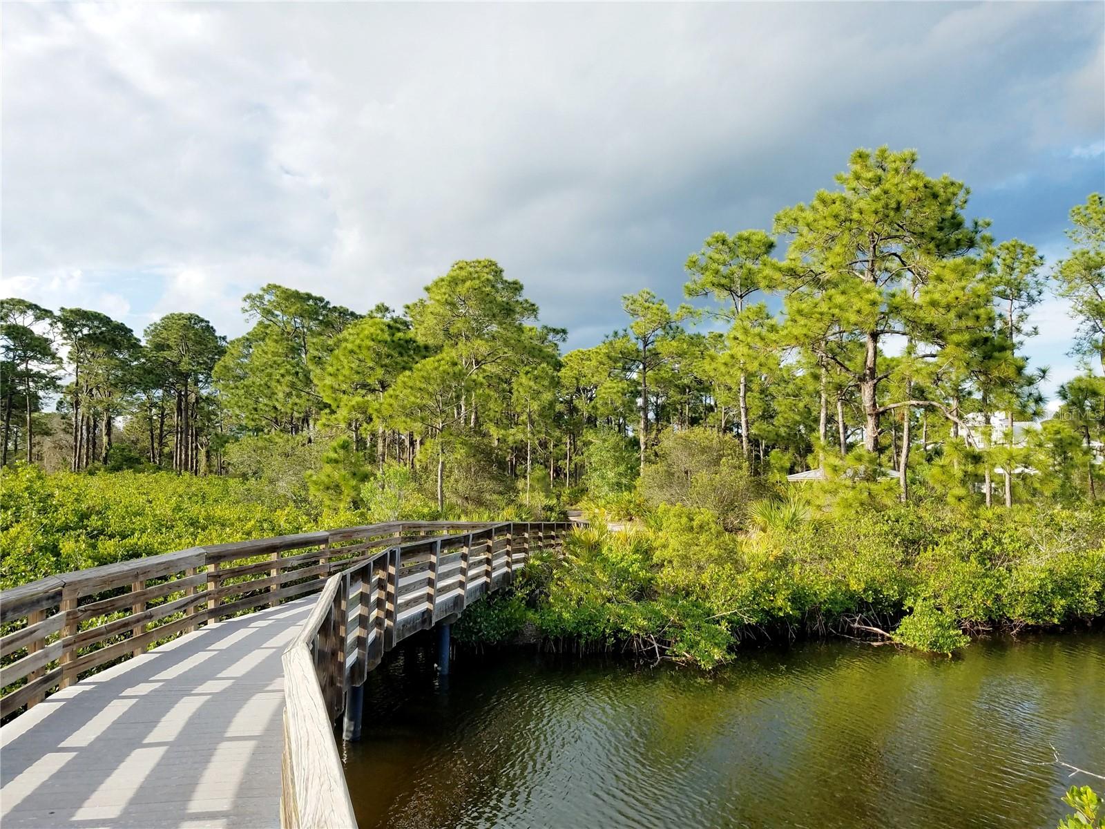 8240 PARKSIDE DR, ENGLEWOOD, FL, 34224