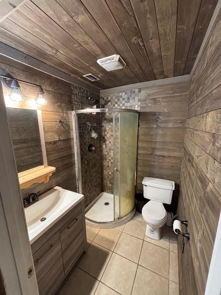 1745 EAST PKWY, DELAND, FL, 32724