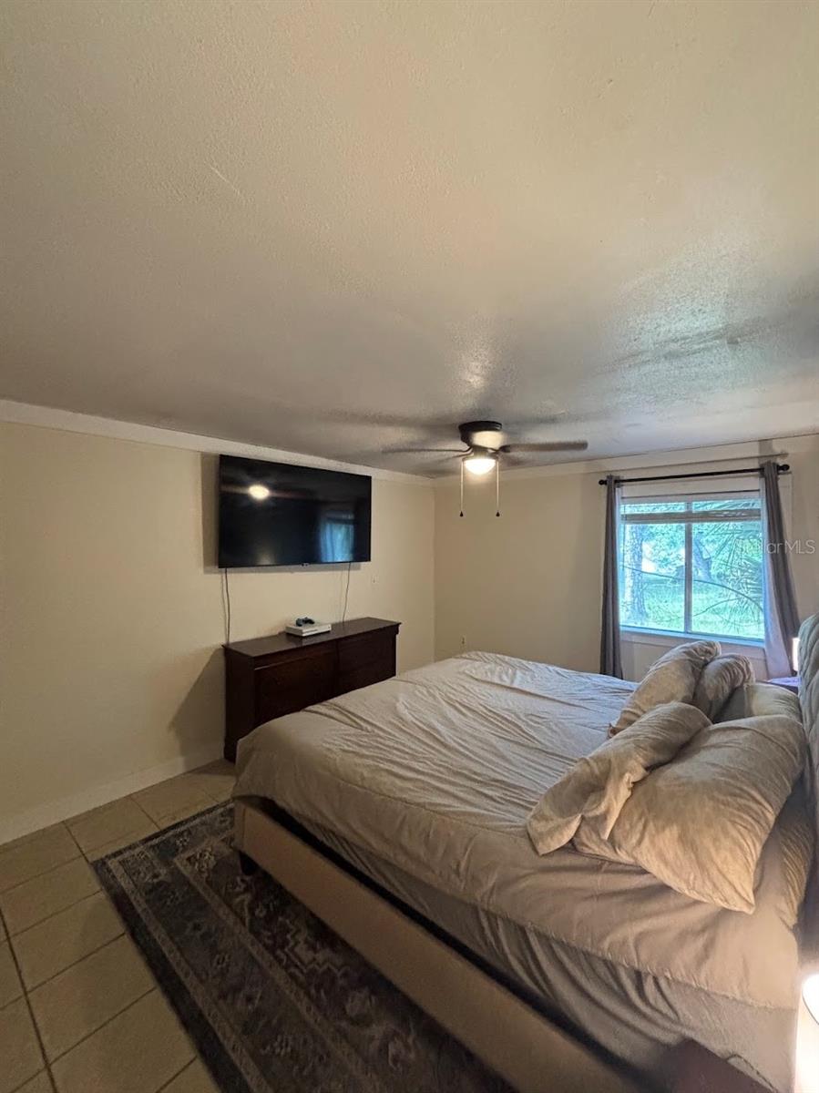 1745 EAST PKWY, DELAND, FL, 32724