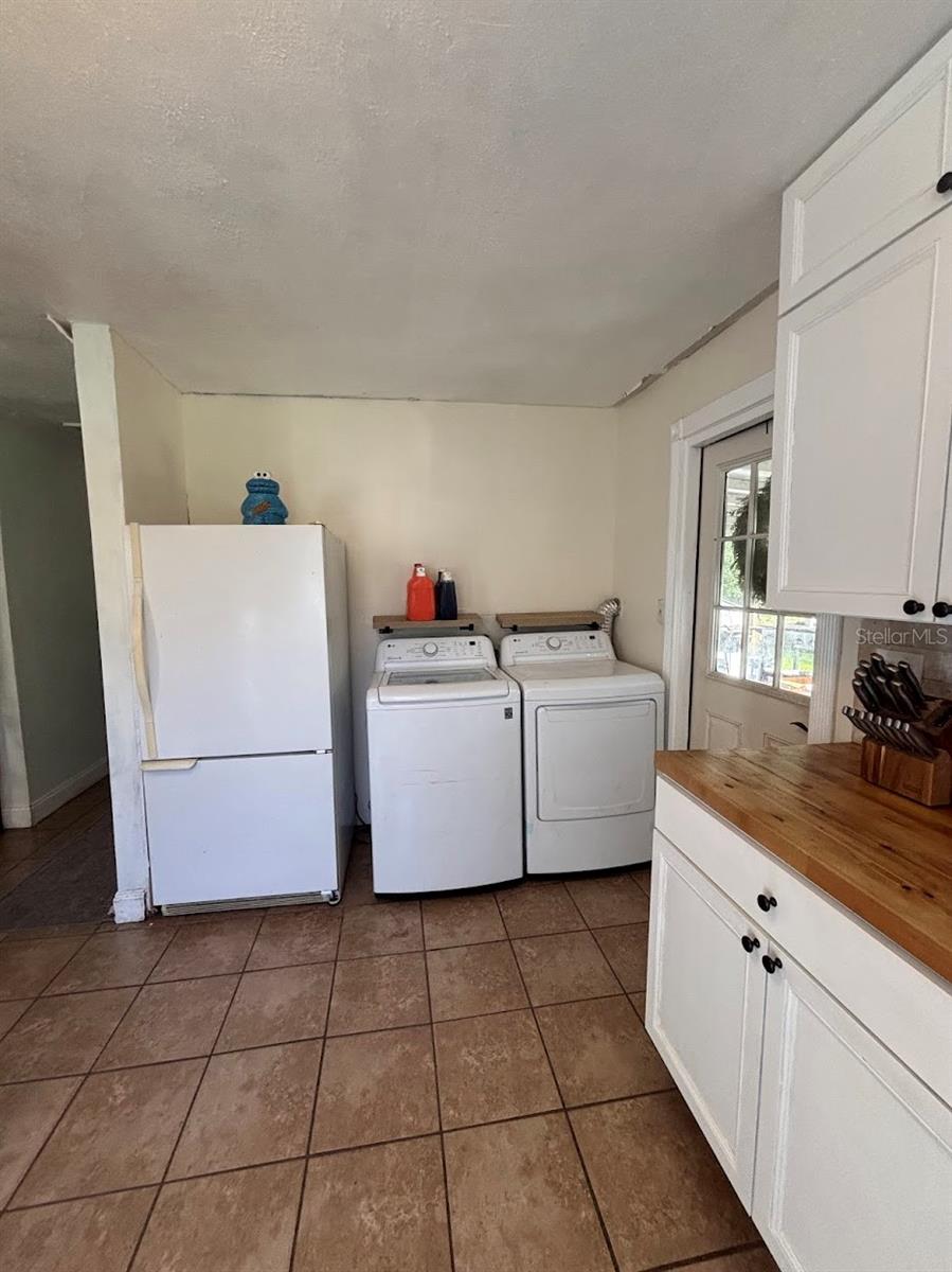 1745 EAST PKWY, DELAND, FL, 32724