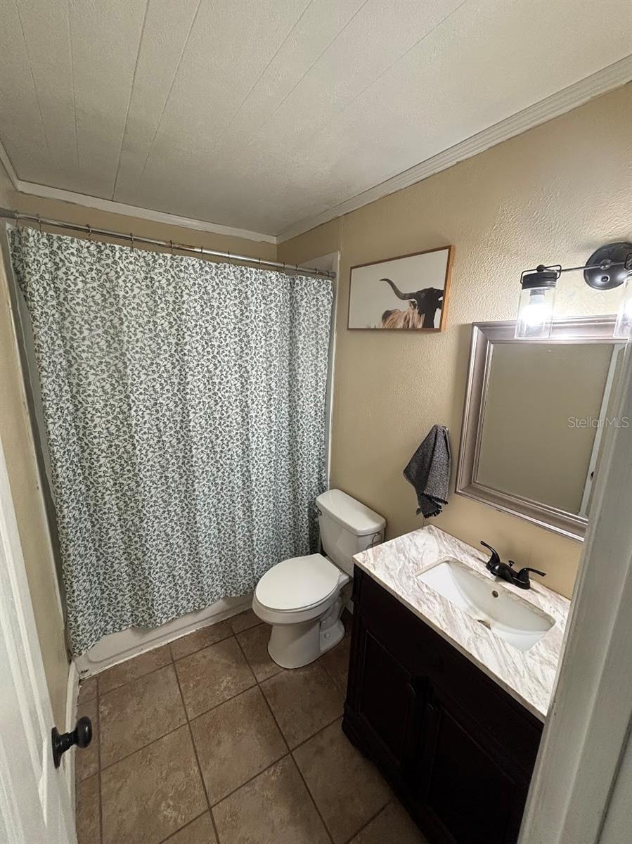 1745 EAST PKWY, DELAND, FL, 32724