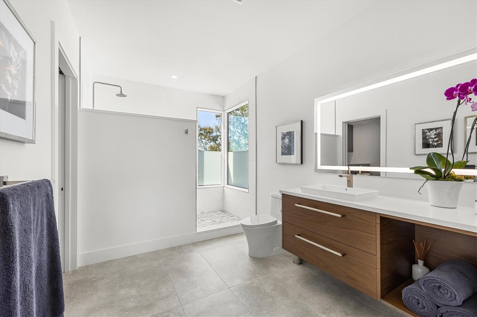 A4669078 Property Photo