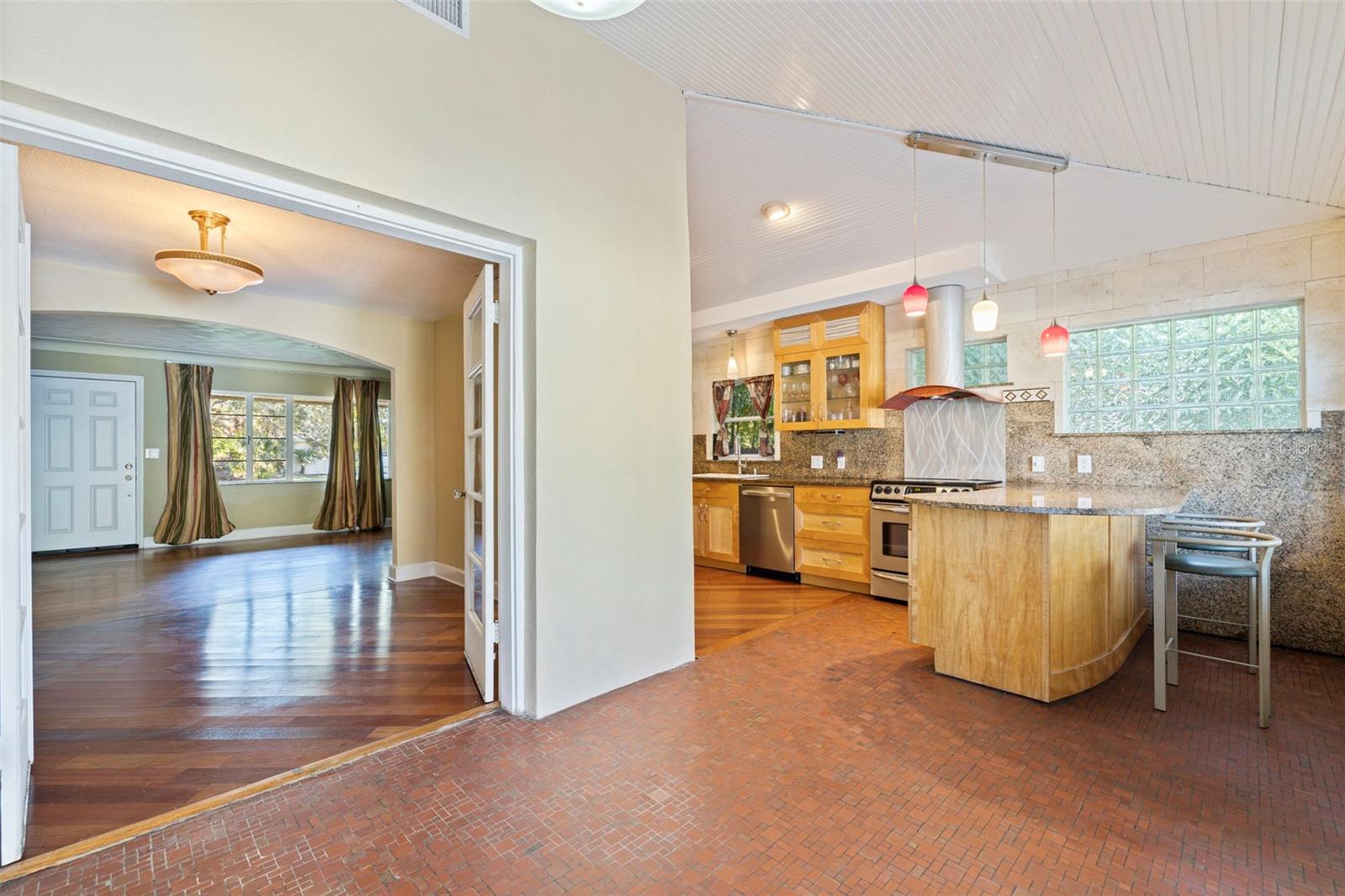 4341 1ST AVE N, ST PETERSBURG, FL, 33713