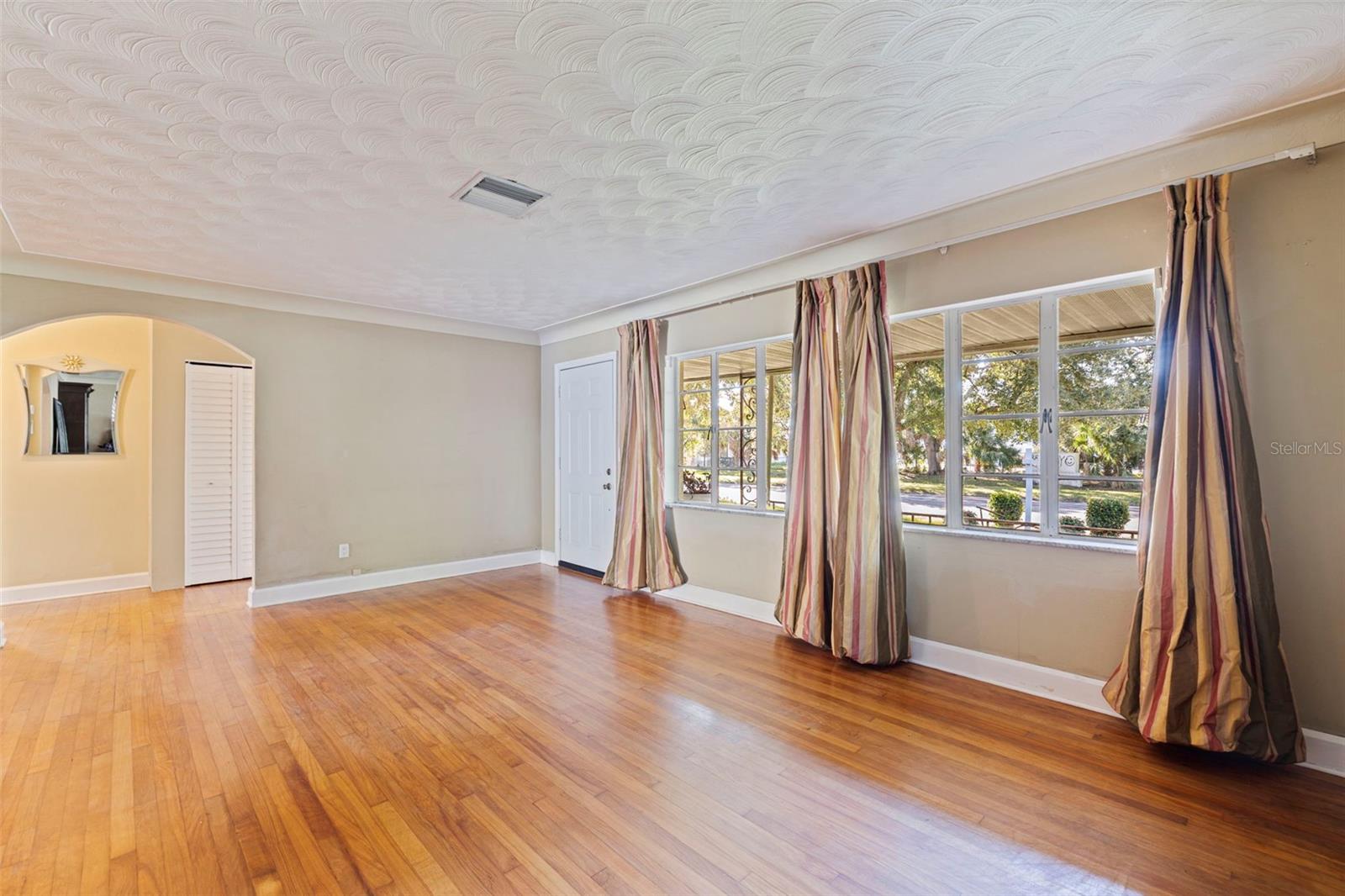 4341 1ST AVE N, ST PETERSBURG, FL, 33713