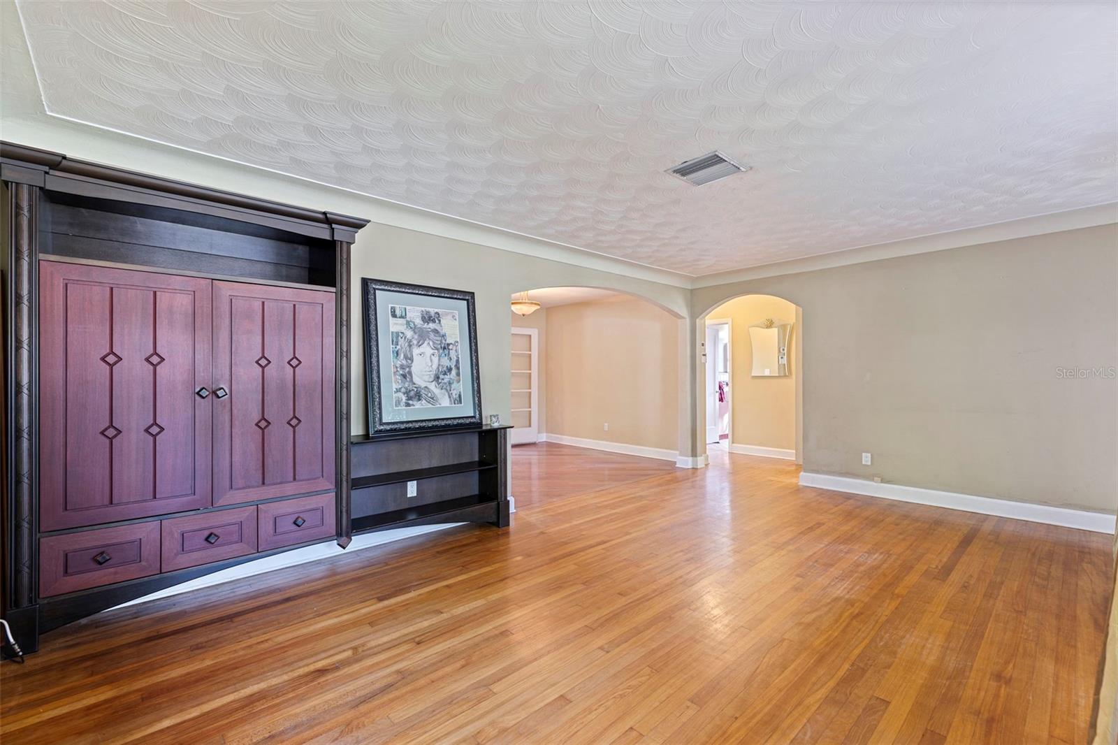 4341 1ST AVE N, ST PETERSBURG, FL, 33713